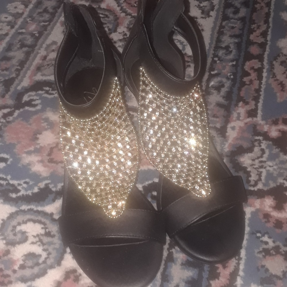 Wedge sandals